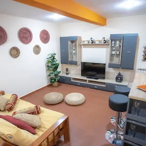  Apartment Homehouse Serpenti - Colosseum - Rione Monti